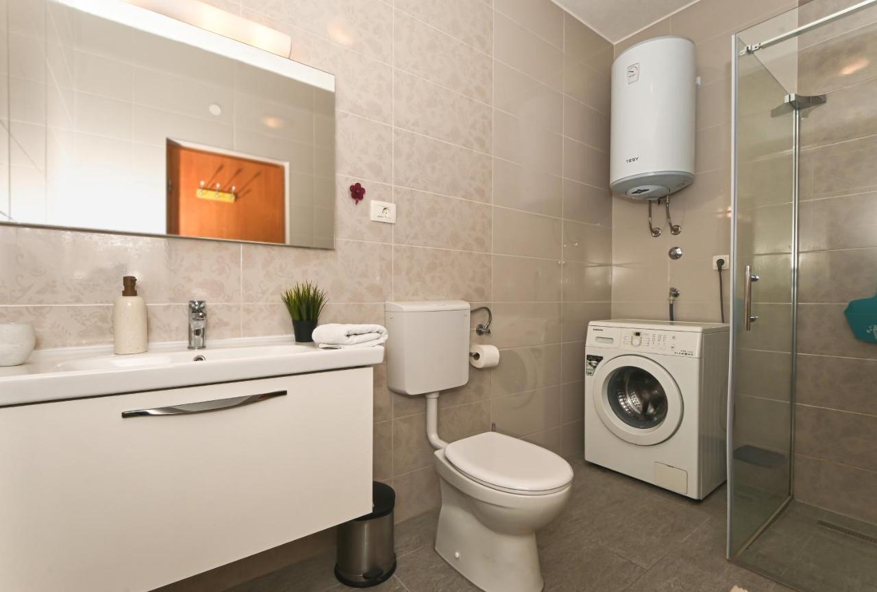 Holiday House Vukman Trogir Ngoại thất bức ảnh