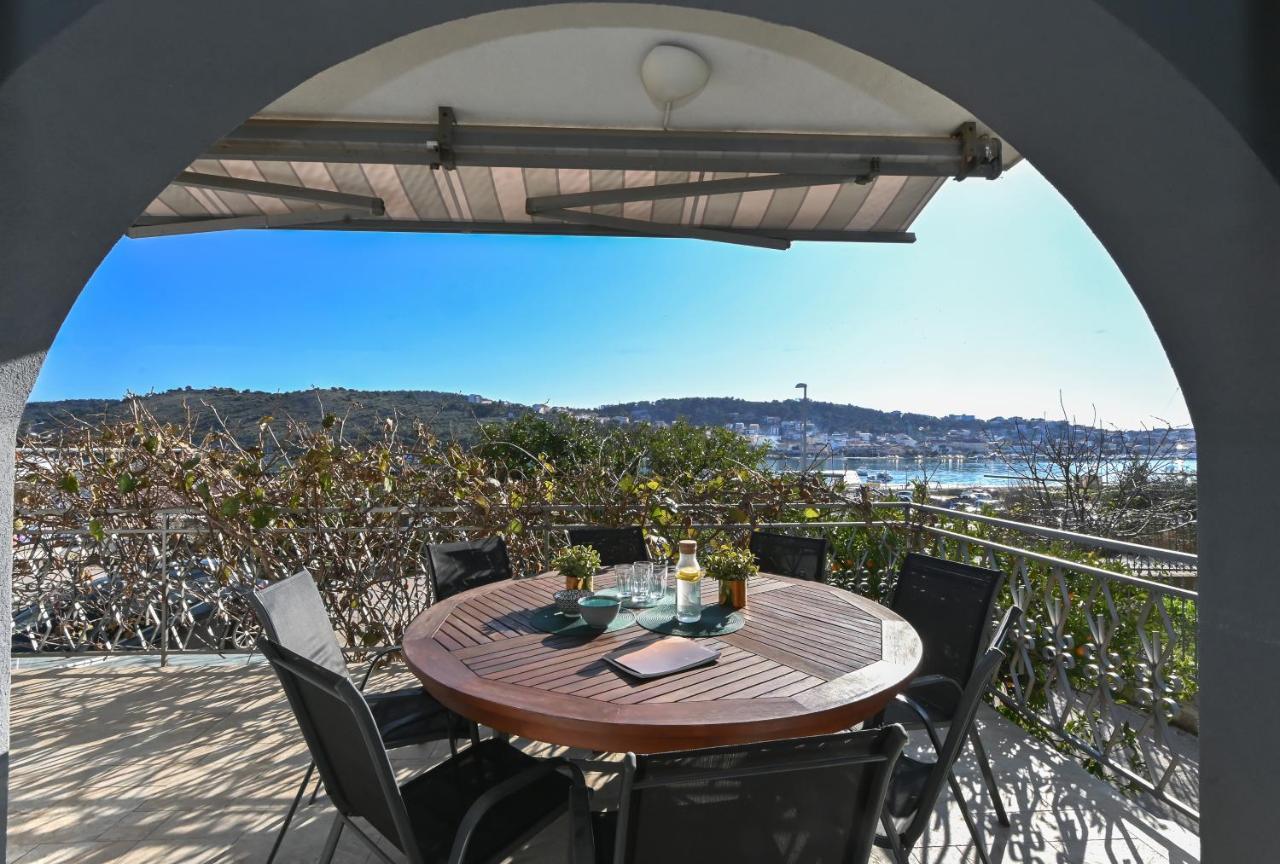 Holiday House Vukman Trogir Ngoại thất bức ảnh