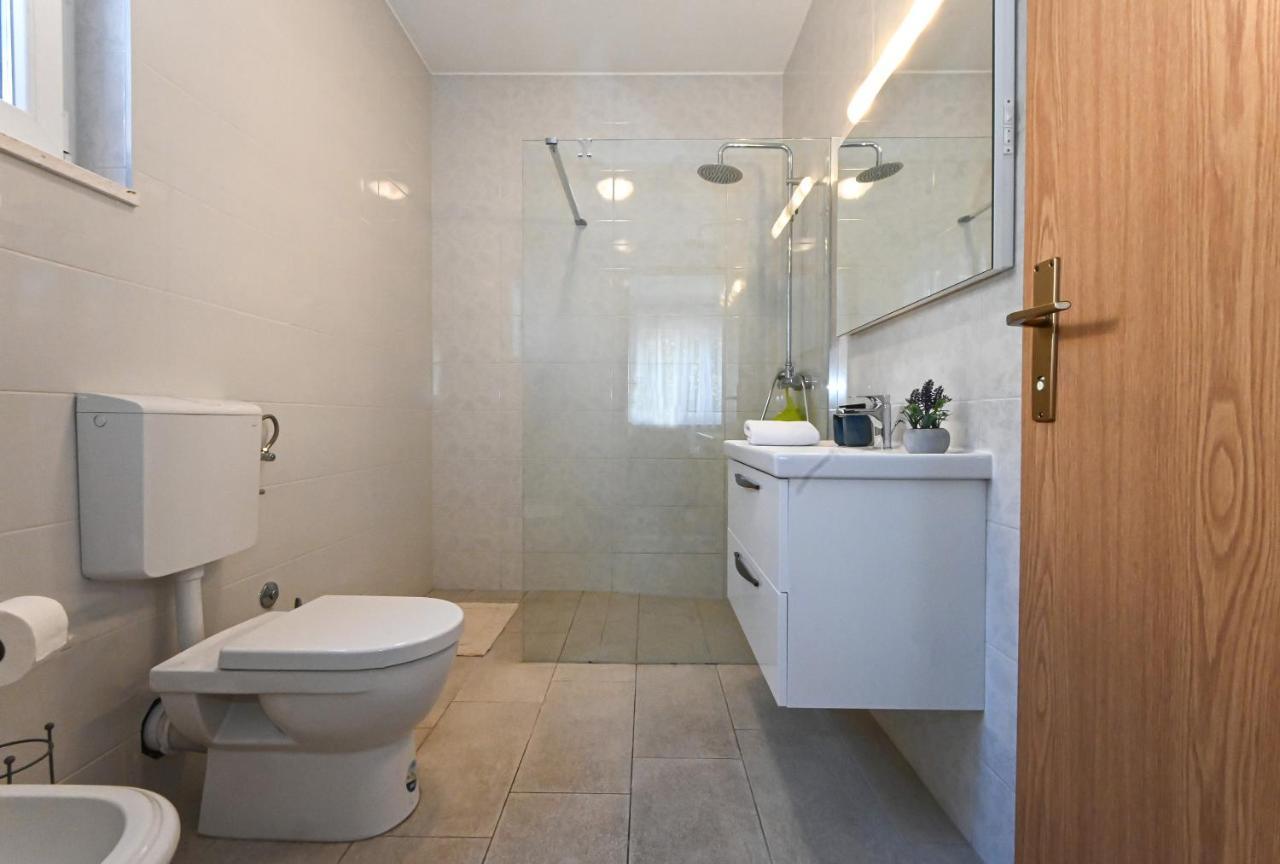 Holiday House Vukman Trogir Ngoại thất bức ảnh