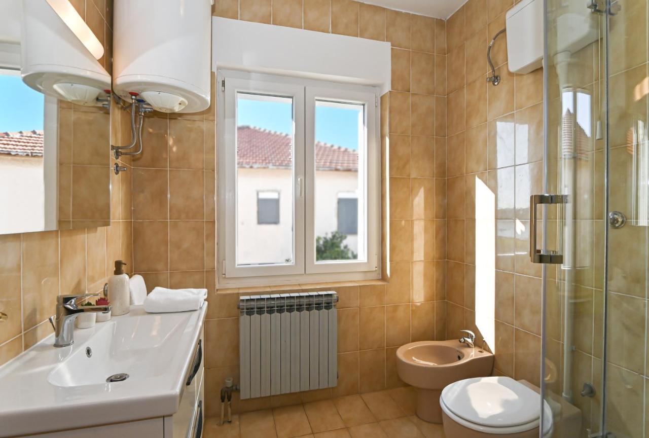Holiday House Vukman Trogir Ngoại thất bức ảnh