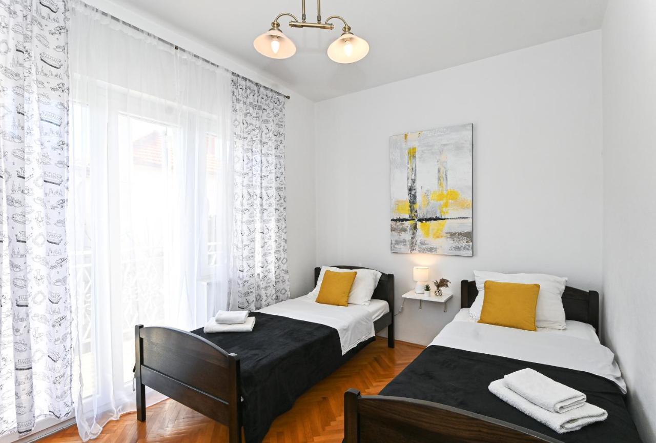 Holiday House Vukman Trogir Ngoại thất bức ảnh