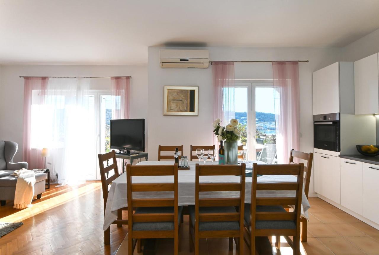 Holiday House Vukman Trogir Ngoại thất bức ảnh